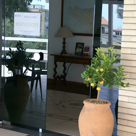 Rasula Alta Hotell 3*